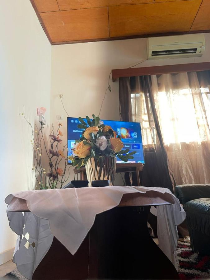 Km'S Cozy Spacious Calm Appart Meuble Yaoundé Exterior foto